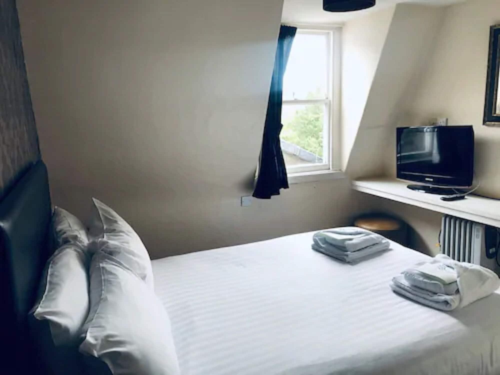 Parade Park Accommodation Бат Екстер'єр фото